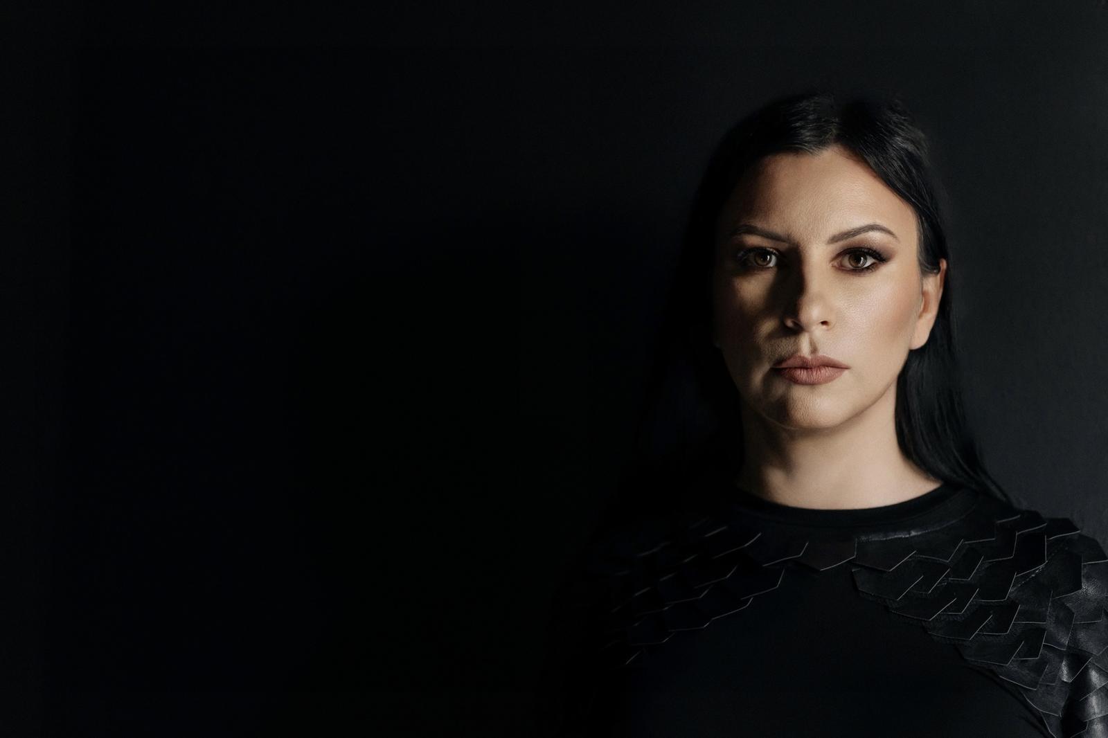 Olga, portrait in near darkness